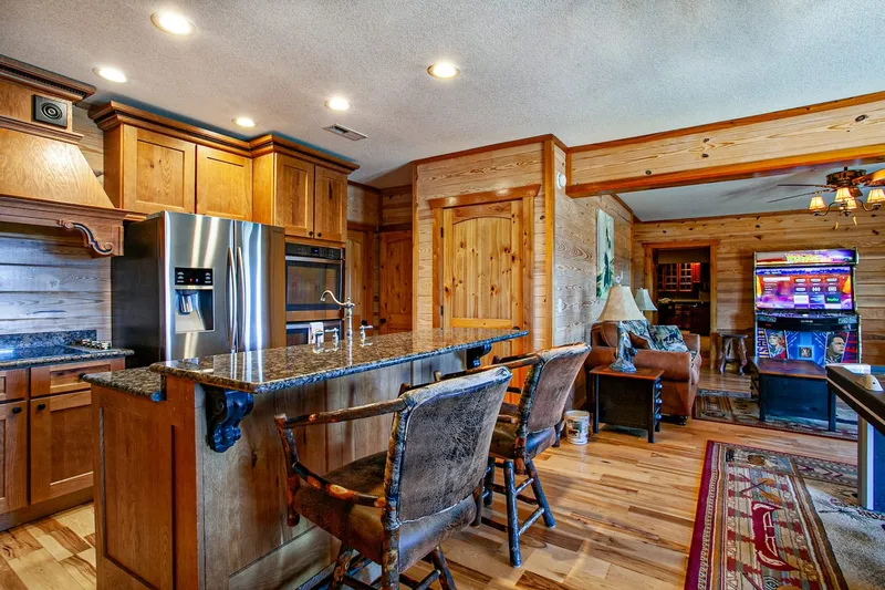 Kitchenette at Majestica Lodge in Sevierville — photo 1