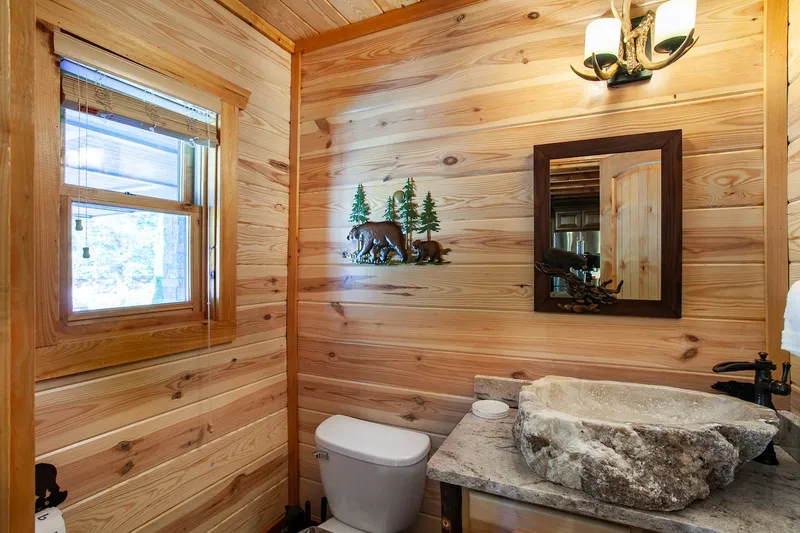 Half bathroom 1 at Majestica Lodge in Sevierville — photo 1